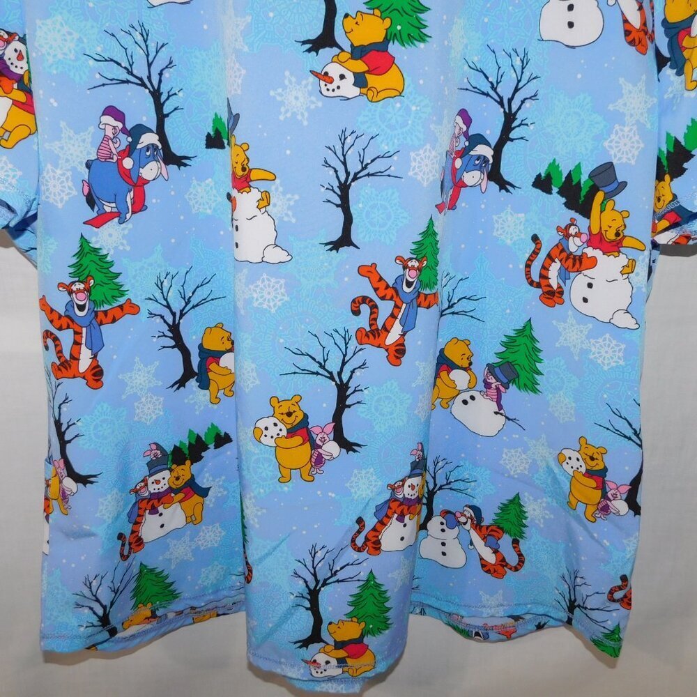 Disney Winnie the Pooh & Friends Winter blue Theme Snowman Scrub Top Womens 2XL - Picture 10 of 10